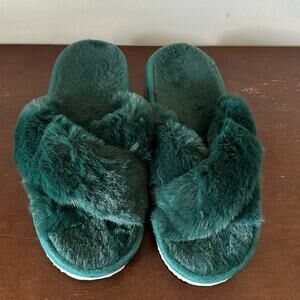 Green Faux Fur Slippers Size 12 (estimate)